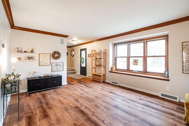 N101W15877 Santa Fe DRIVE, Germantown, WI 53022