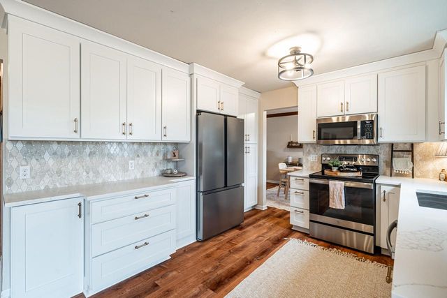 N101W15877 Santa Fe DRIVE, Germantown, WI 53022