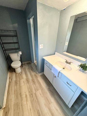 1549 W 14th Street, Davenport, IA 52804