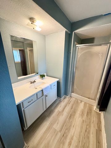 1549 W 14th Street, Davenport, IA 52804