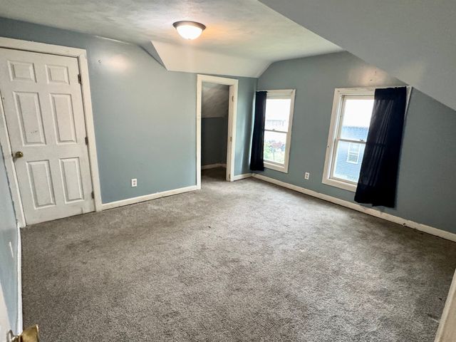 1549 W 14th Street, Davenport, IA 52804