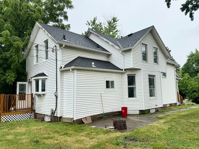 1549 W 14th Street, Davenport, IA 52804