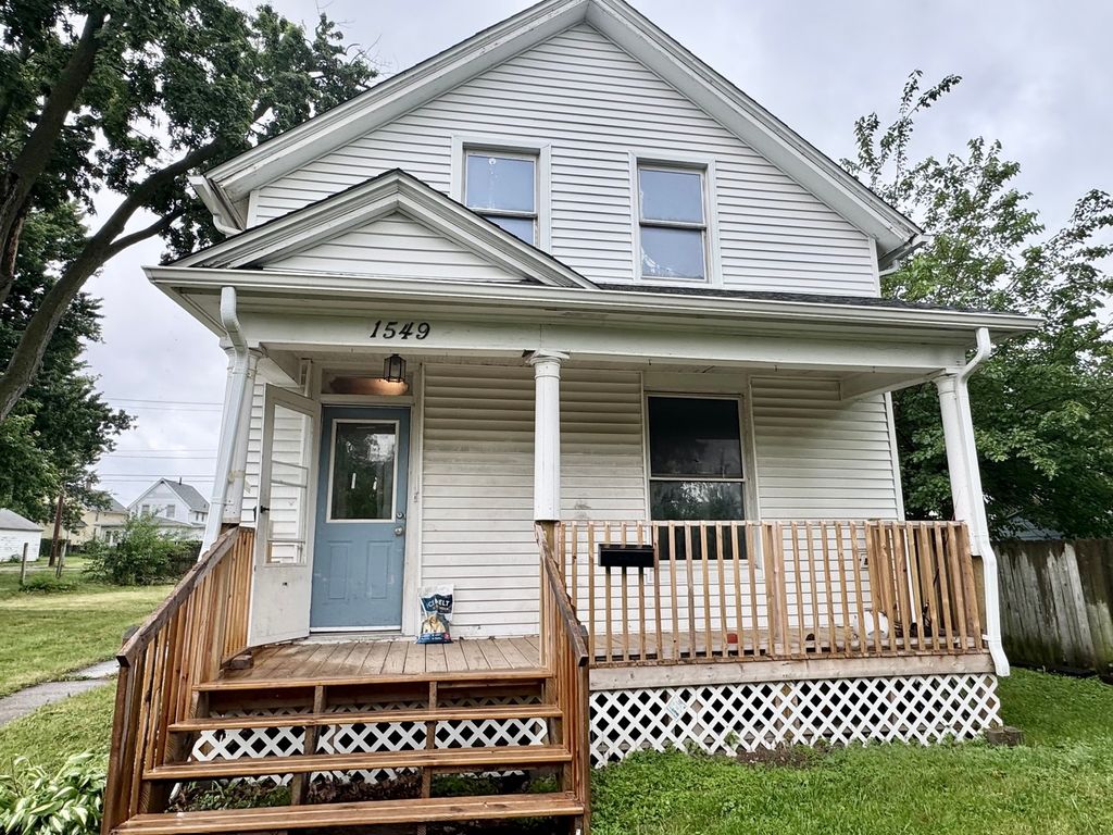 1549 W 14th Street, Davenport, IA 52804