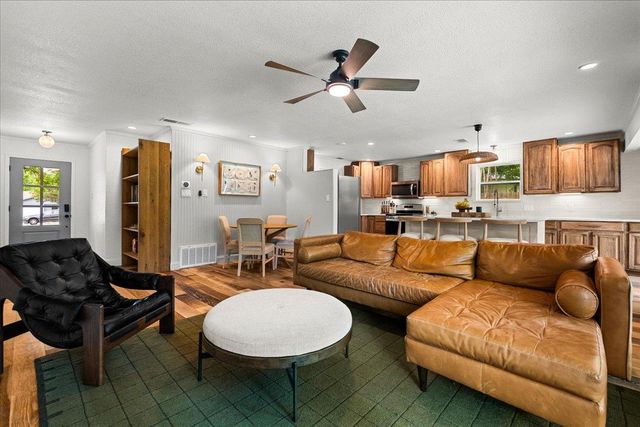 2802 Leeds CV, Austin, TX 78745