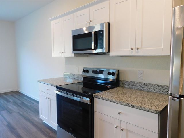 6111 Emperor Pines Trail, Porter, TX 77365