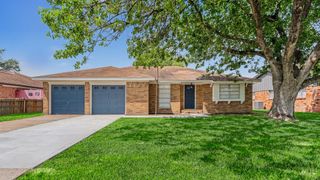 4523 Hemlock Drive, Baytown, TX 77521