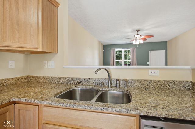 11842 E Dumfrees Court, Indianapolis, IN 46229