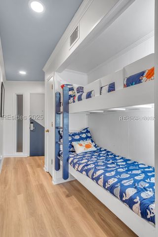 40 Folly Field Rd Apt B137, Hilton Head Island, SC 29928