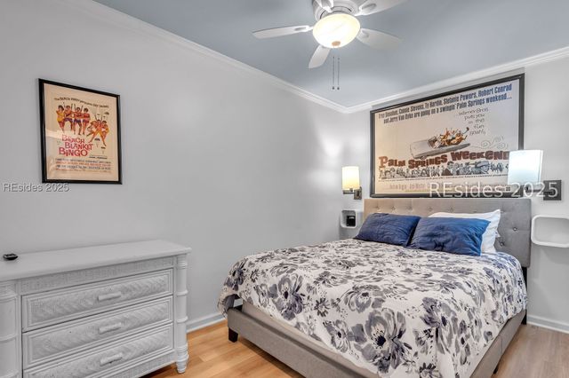 40 Folly Field Rd Apt B137, Hilton Head Island, SC 29928