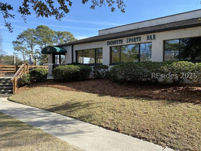 40 Folly Field Rd Apt B137, Hilton Head Island, SC 29928