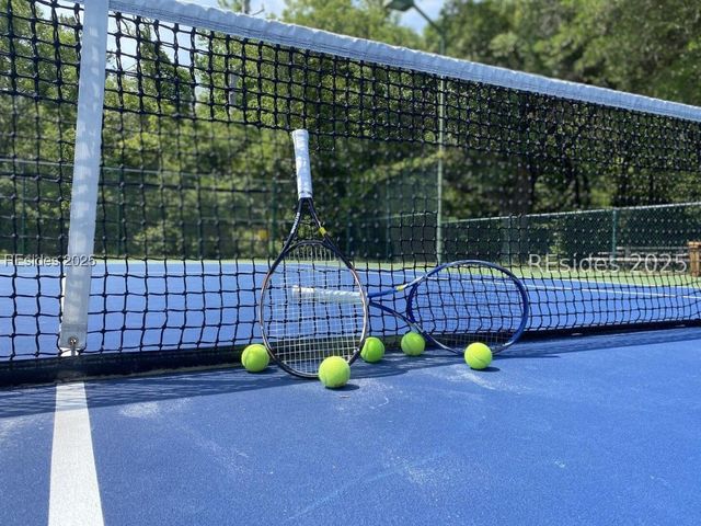 40 Folly Field Rd Apt B137, Hilton Head Island, SC 29928