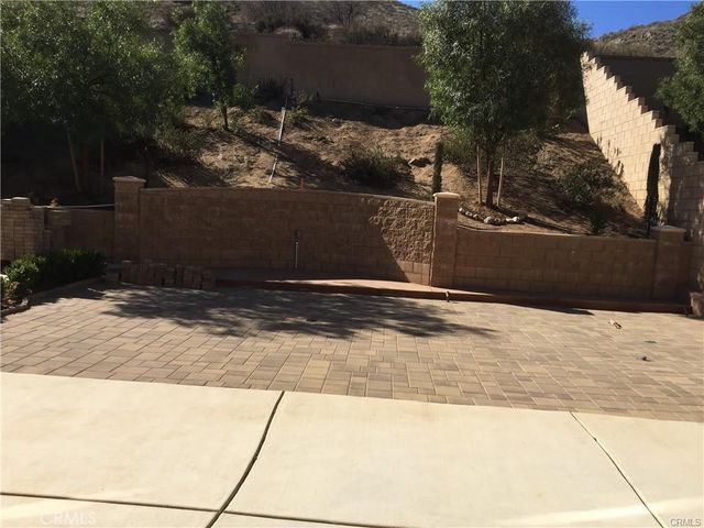 12022 Loyola Court, Fontana, CA 92337