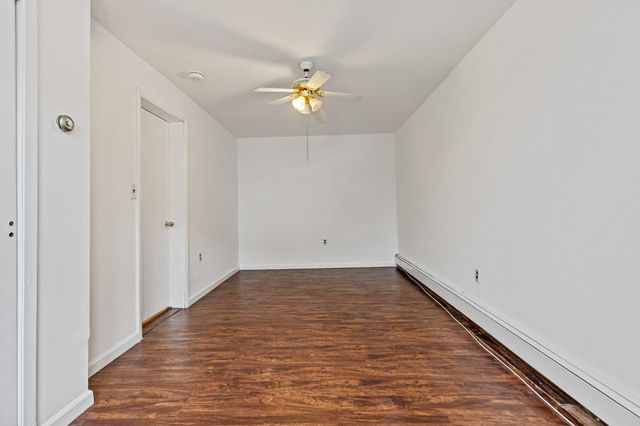 1813 Tomlinson Avenue, Bronx, NY 10461