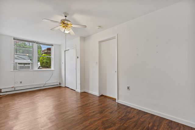 1813 Tomlinson Avenue, Bronx, NY 10461