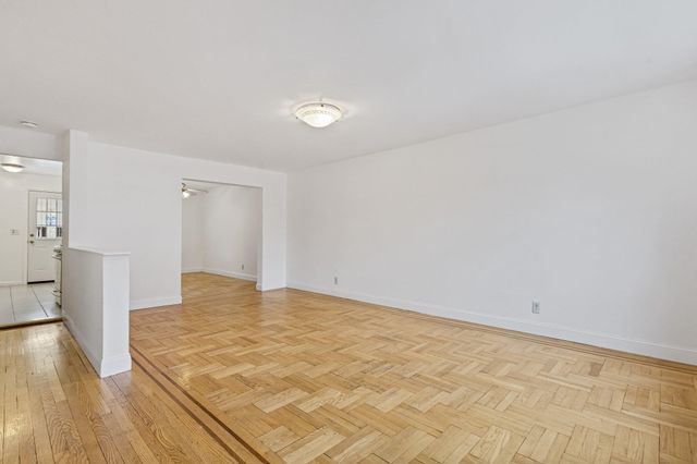 1813 Tomlinson Avenue, Bronx, NY 10461