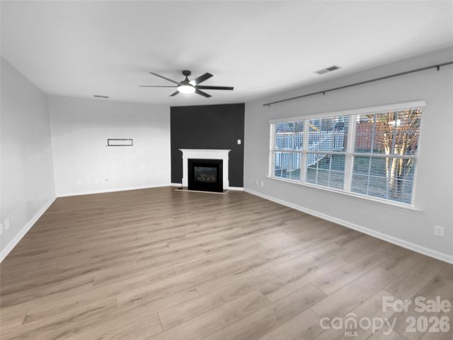 10391 Dowling Drive NW, Huntersville, NC 28078