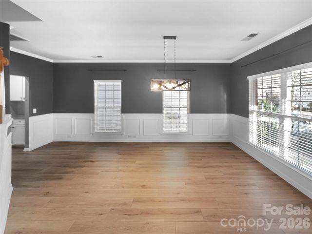 10391 Dowling Drive NW, Huntersville, NC 28078