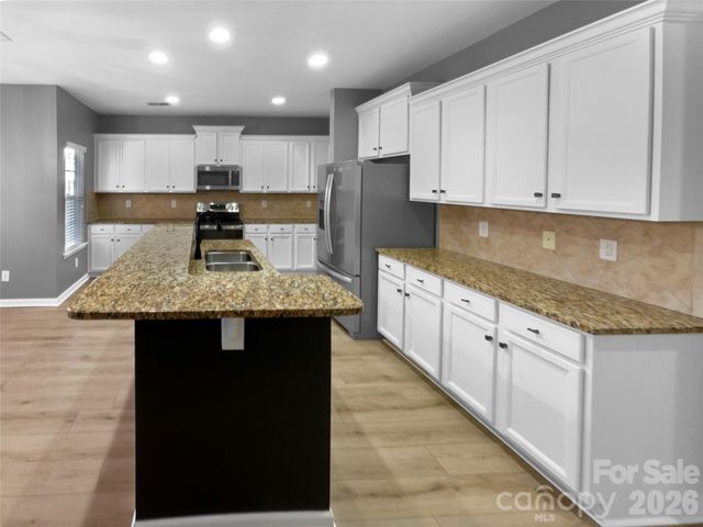 10391 Dowling Drive NW, Huntersville, NC 28078