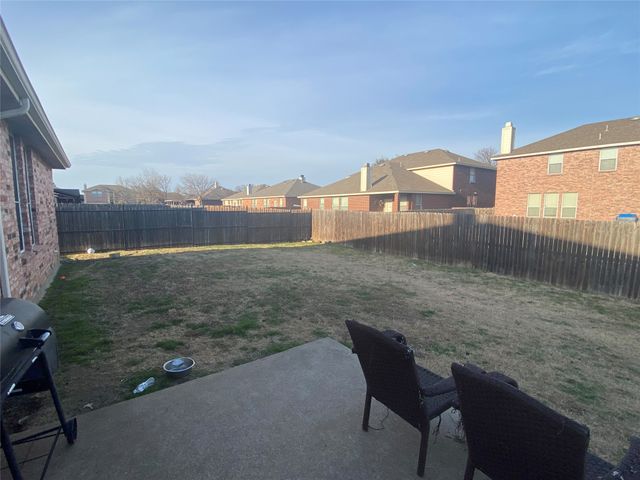 8221 Atherton Street, Arlington, TX 76002