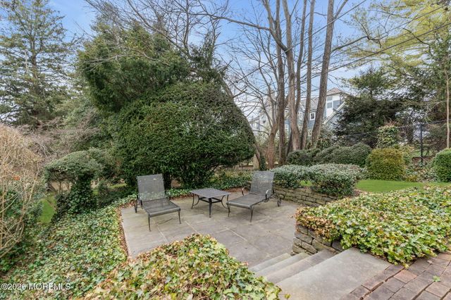 734 Navesink River Road, Red Bank, NJ 07701