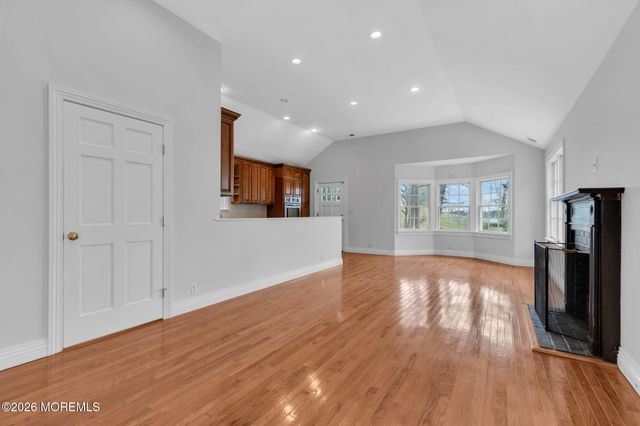 734 Navesink River Road, Red Bank, NJ 07701