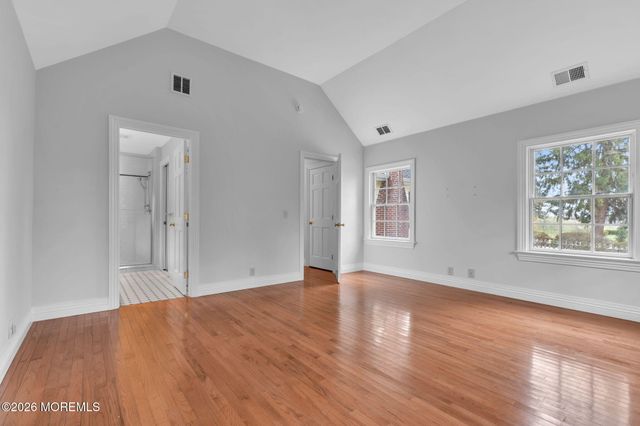 734 Navesink River Road, Red Bank, NJ 07701