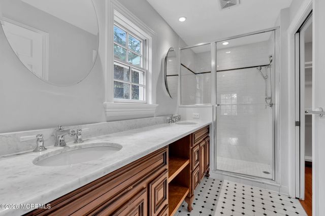 734 Navesink River Road, Red Bank, NJ 07701