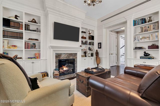 734 Navesink River Road, Red Bank, NJ 07701