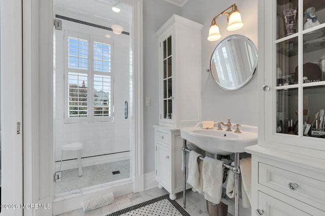 734 Navesink River Road, Red Bank, NJ 07701