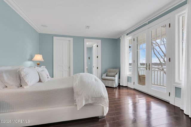 734 Navesink River Road, Red Bank, NJ 07701