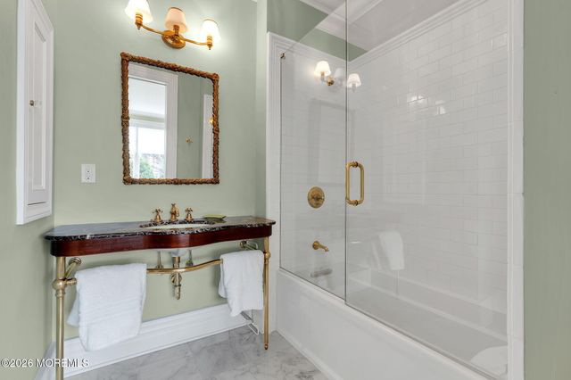 734 Navesink River Road, Red Bank, NJ 07701