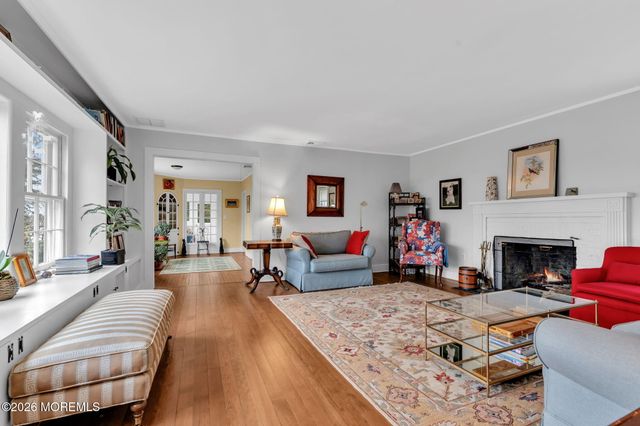 734 Navesink River Road, Red Bank, NJ 07701