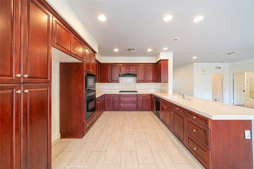 Image 9 of property listing at 3319 Banyon, Lake Elsinore, CA 92530
