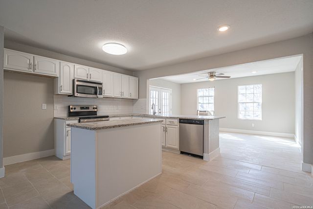 7334 GLEN HART, San Antonio, TX 78239