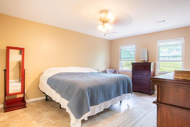 7708 Ridge Bay Drive, Hixson, TN 37343