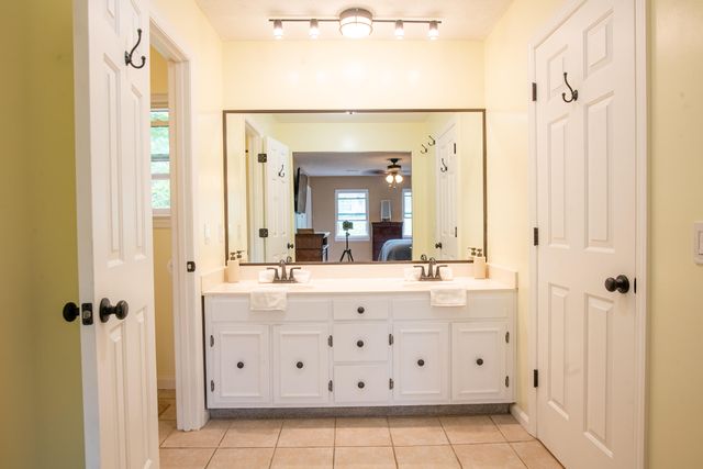 7708 Ridge Bay Drive, Hixson, TN 37343