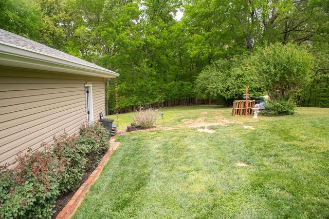 7708 Ridge Bay Drive, Hixson, TN 37343