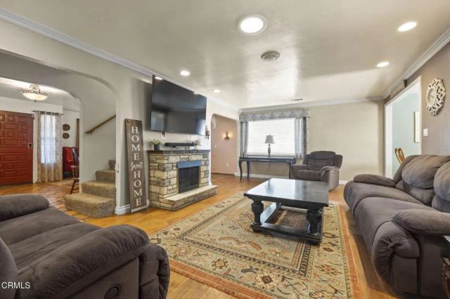 258 Mara Avenue, Ventura, CA 93004