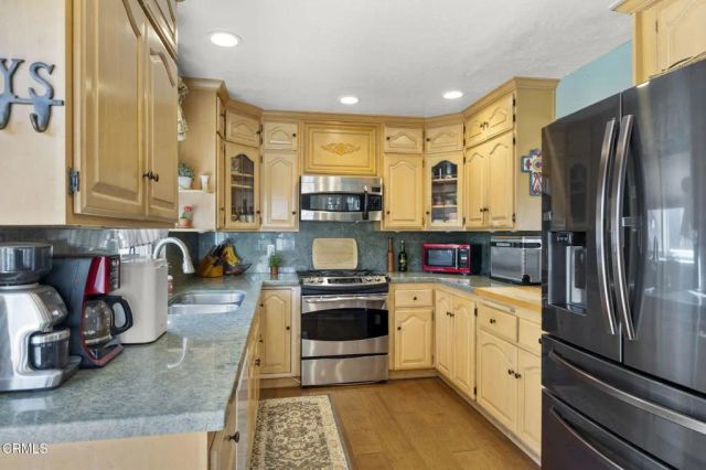 258 Mara Avenue, Ventura, CA 93004