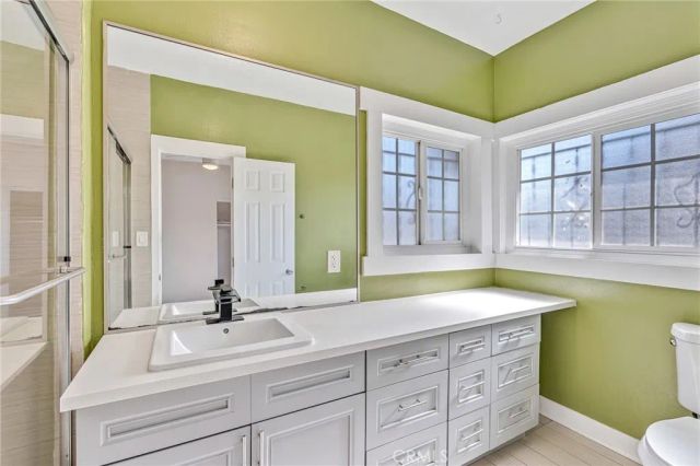 4012 S Budlong Avenue, Los Angeles, CA 90037