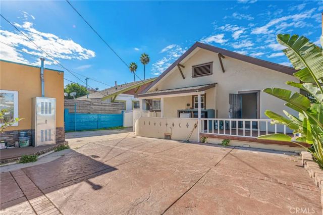 4012 S Budlong Avenue, Los Angeles, CA 90037