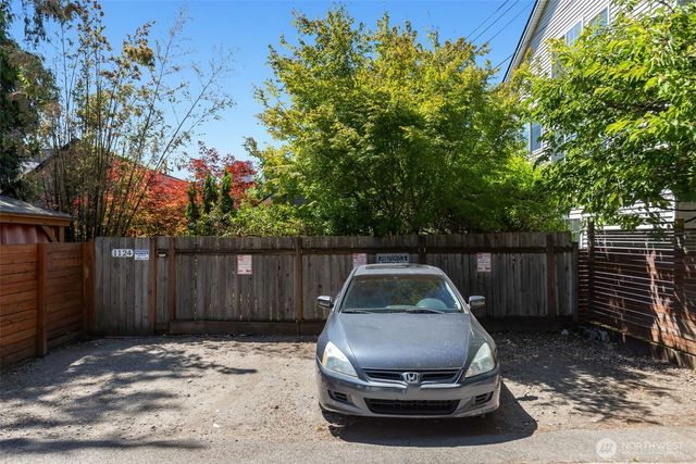 1124 14th Avenue, Seattle, WA 98122