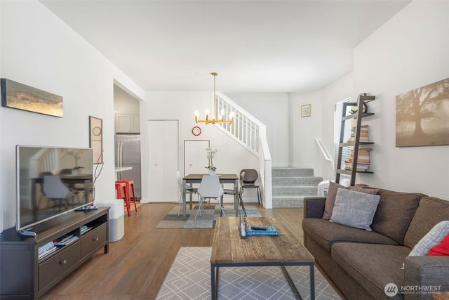 1124 14th Avenue, Seattle, WA 98122