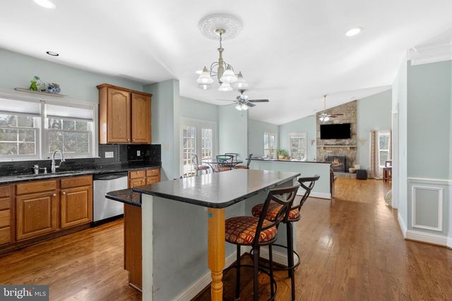 19105 PEACH BLOSSOM CT, Gaithersburg, MD 20879