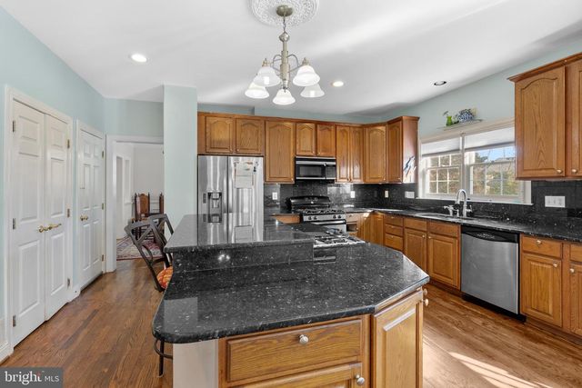 19105 PEACH BLOSSOM CT, Gaithersburg, MD 20879