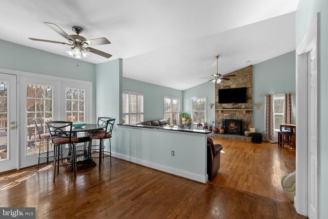 19105 PEACH BLOSSOM CT, Gaithersburg, MD 20879