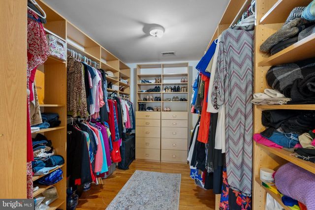 19105 PEACH BLOSSOM CT, Gaithersburg, MD 20879