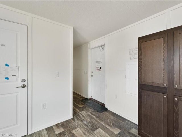 1038 Canopy LN, Moore Haven, FL 33471