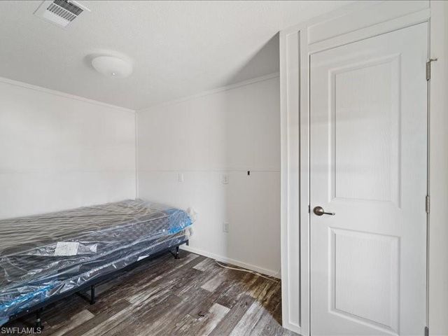 1038 Canopy LN, Moore Haven, FL 33471