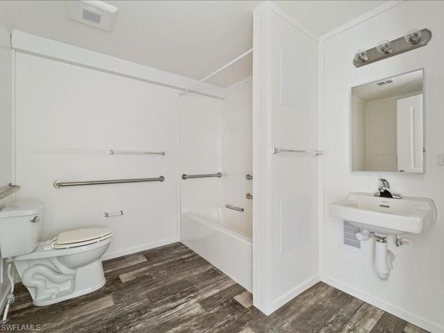 1038 Canopy LN, Moore Haven, FL 33471